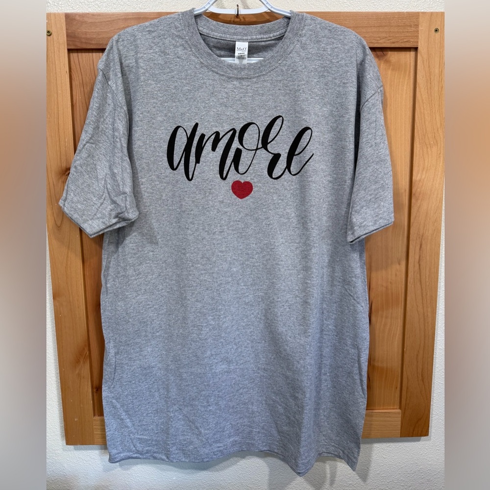 Valentine’s AMORE t-shirt, size Large
